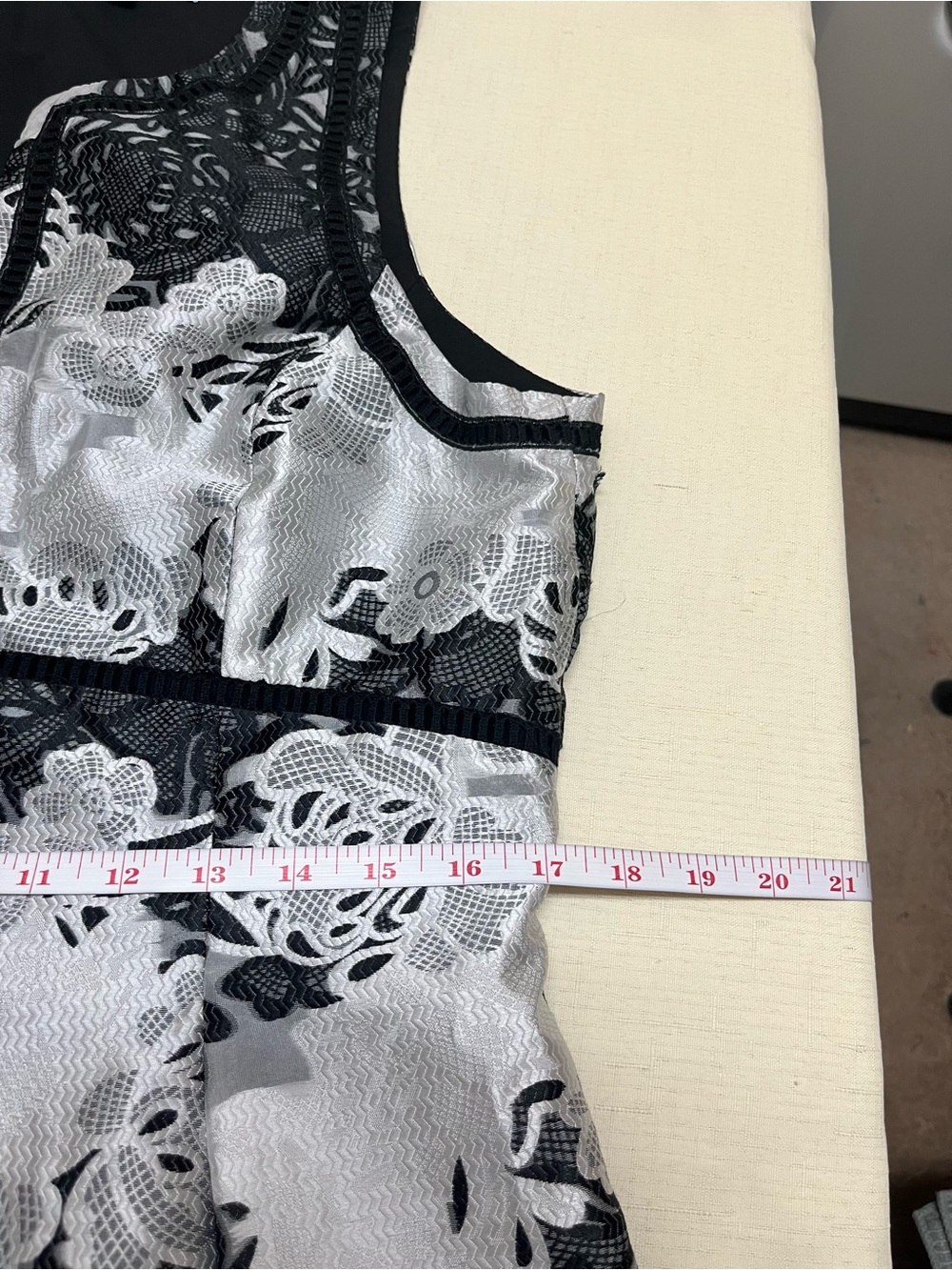 Antonio Melani size 12 black silver grey fit & flare jacquard dress - Picture 5 of 15